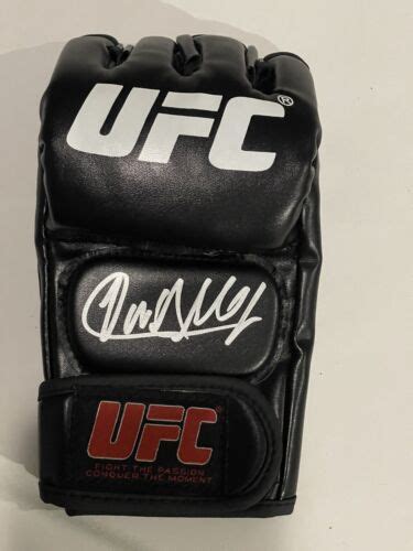 Jose Aldo Signed Autographed UFC Glove Beckett BAS COA.